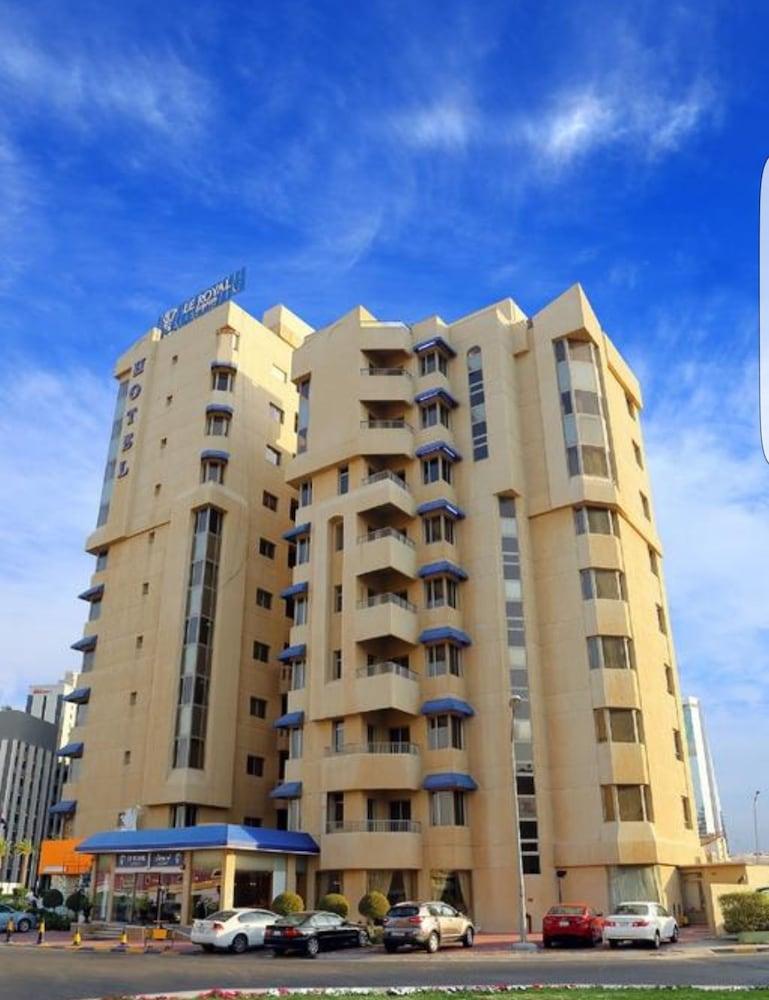 The Royal Express Sharq Hotel Kuwait City Exterior photo