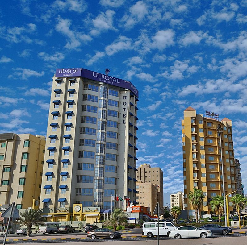The Royal Express Sharq Hotel Kuwait City Exterior photo